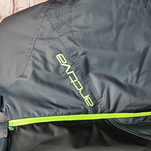 Arctiva snowmobile jacket - Picture 2 of 7